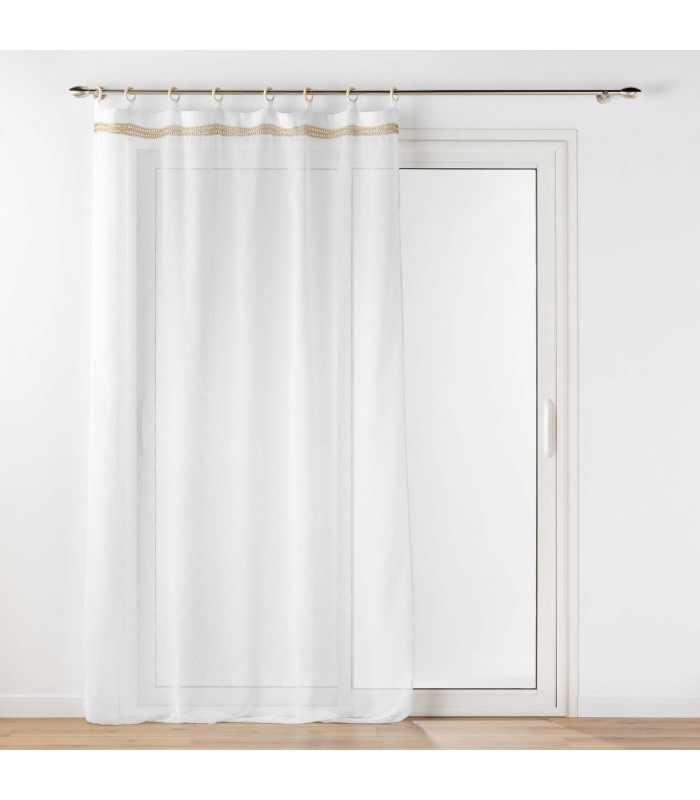 Voilage à œillets bois en voile tissé blanc