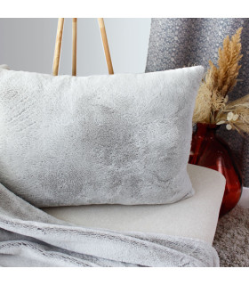 Coussin effet fourrure 65x50cm gris