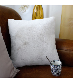 Coussin effet fourrure 40x40cm blanc