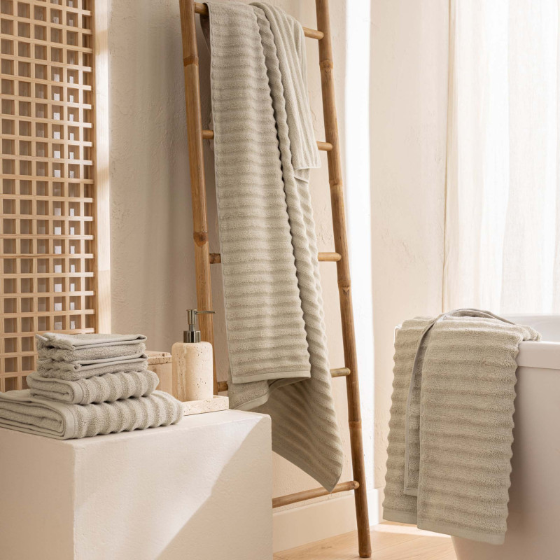 Drap de Douche 70 x 130 cm – 500 g/m² – Tissage rayé