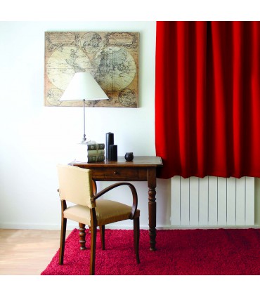 Rideau occultant court rouge